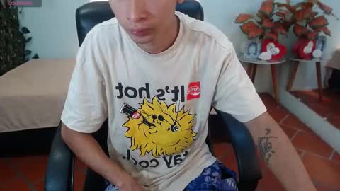 LucassSmith11 online show from December 1, 1:25 pm