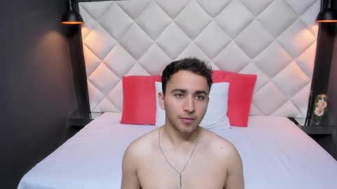 Lucca online show from December 15, 11:45 am