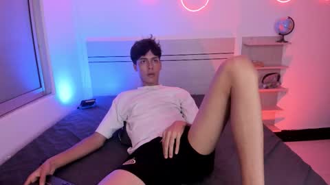 Luccas Ferreira online show from November 2, 7:29 pm