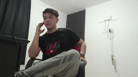 Fernando online show from April 24, 8:22 pm