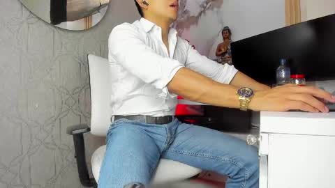 Leo online show from May 23, 11:48 am