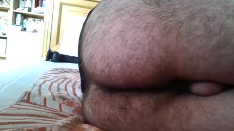 Snapshot of luckycock86x chatting on December 3, 1:54 pm Luckycock online show from December 3, 1:54 pm