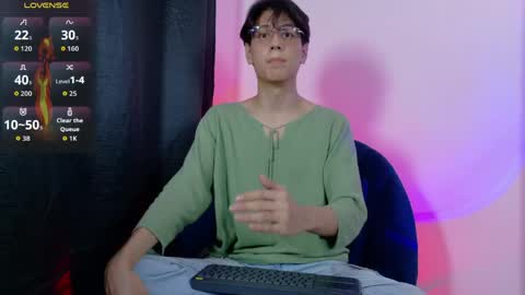 Lui online show from May 18, 4:07 am