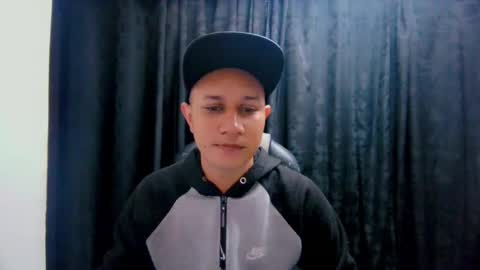 Luigigomez online show from February 4, 7:29 am