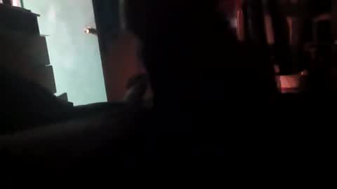 luis20111985 online show from January 20, 4:43 am