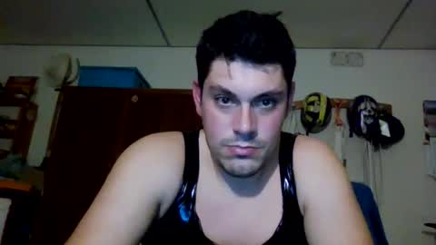 Snapshot of luis2423 chatting on October 21, 8:23 pm A slave to the mistress.. un esclavo para las amas dominantes. online show from October 21, 8:23 pm