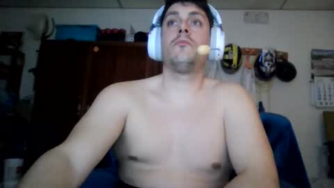 A slave to the mistress.. un esclavo para las amas dominantes. online show from March 8, 11:36 am