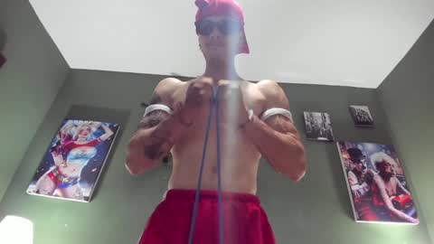 Snapshot of luis_as chatting on December 6, 10:19 pm Luis AS online show from December 6, 10:19 pm
