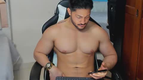 luis_baptista online show from October 5, 7:45 am