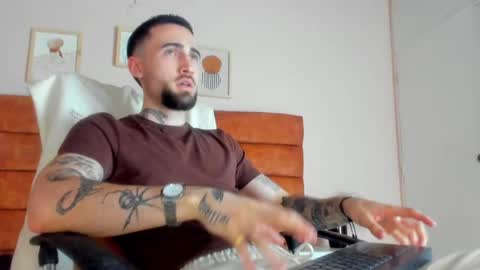 LUKE online show from March 7, 8:11 pm