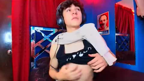 Luke online show from December 22, 8:39 pm