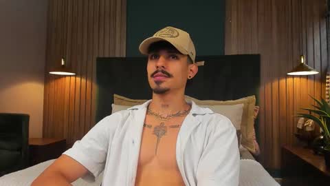 Luke Taylor online show from November 15, 11:34 am