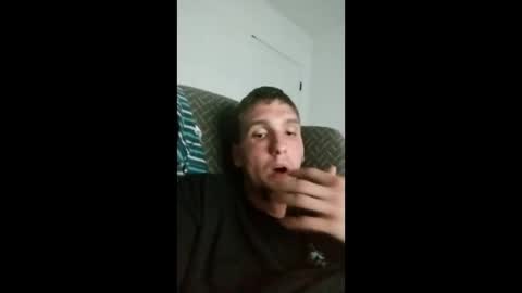 lukehobbick77 online show from April 14, 8:14 am