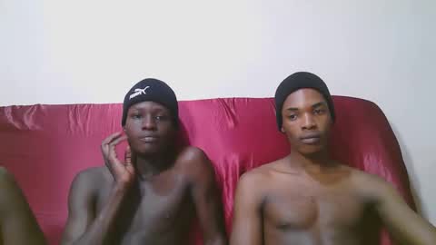 luoislove online show from March 29, 7:58 pm