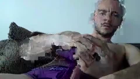 Snapshot of lupine_666 chatting on September 24, 4:49 pm Lupine online show from September 24, 4:49 pm