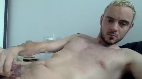 Snapshot of lupine_666 chatting on October 17, 10:08 am Lupine online show from October 17, 10:08 am