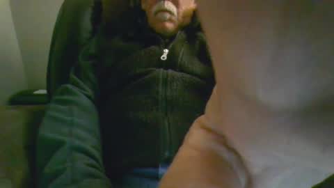 luv269er online show from January 14, 3:01 am