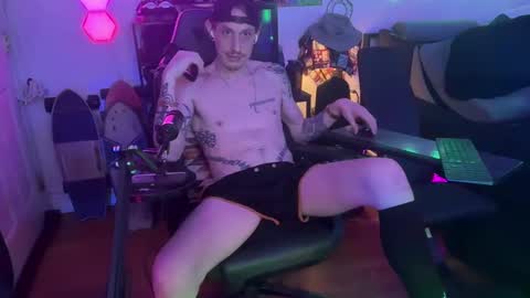 lwooda online show from October 24, 9:22 am