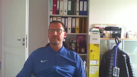 macfly67 online show from September 24, 2:04 pm