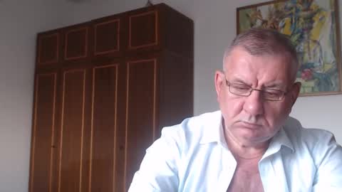 Macho online show from September 10, 4:05 pm