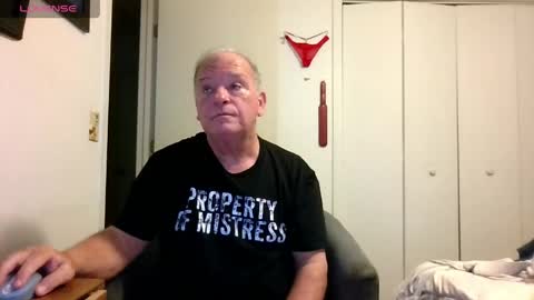 mackdocc001 online show from May 5, 4:07 pm