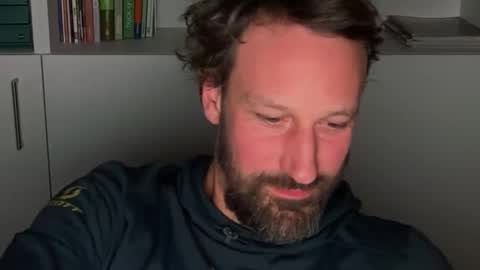 maenu_69 online show from January 8, 11:43 pm