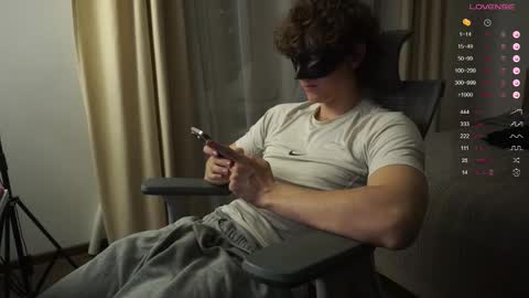 Mike XMaestro 3369 online show from October 5, 6:12 pm