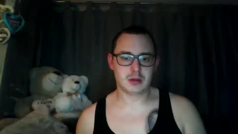 magfrauenfuesse online show from January 1, 3:34 am