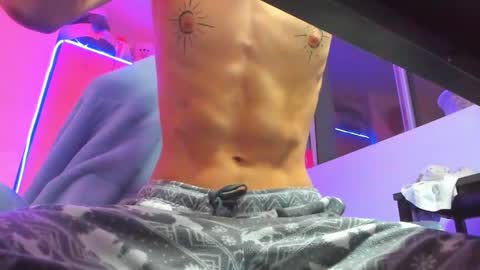 maiky_cooper01 online show from January 17, 3:20 am