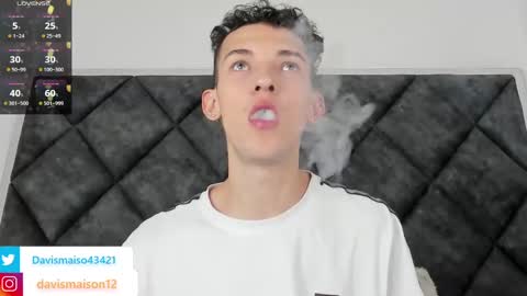 Maison Davis online show from January 6, 10:15 pm