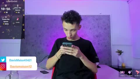 Maison Davis online show from February 25, 12:03 am