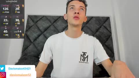 Maison Davis online show from January 22, 10:28 pm