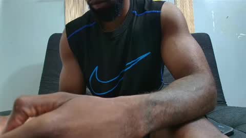 Snapshot of malcompierce chatting on March 5, 10:55 pm Malcom online show from March 5, 10:55 pm