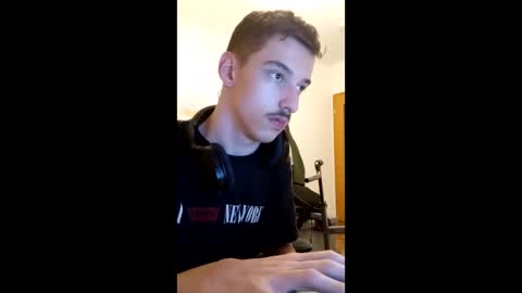 male20y online show from May 18, 10:25 pm