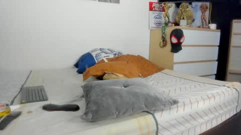 malkongarcia online show from April 11, 6:55 pm