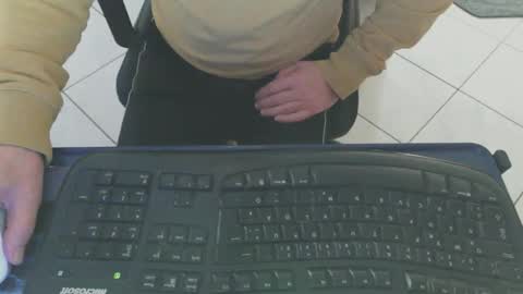 maly246 online show from February 14, 12:33 pm