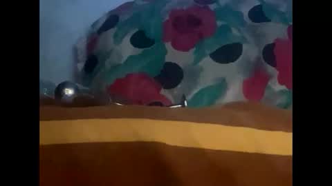 Snapshot of mamoubz chatting on October 12, 3:22 am Clone online show from October 12, 3:22 am