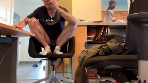 man38110 online show from March 1, 7:08 am