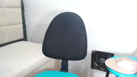 man_san11 online show from February 19, 4:33 pm