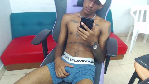 man_san11 online show from March 7, 6:33 pm