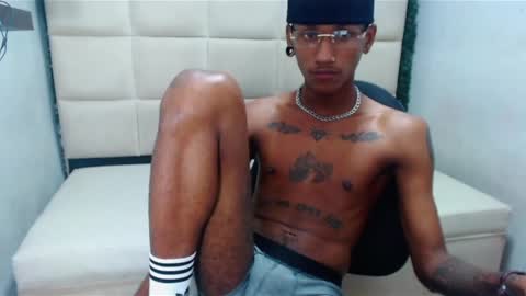 man_san11 online show from February 22, 6:04 pm