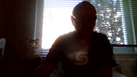 manes5858 online show from April 8, 5:41 am