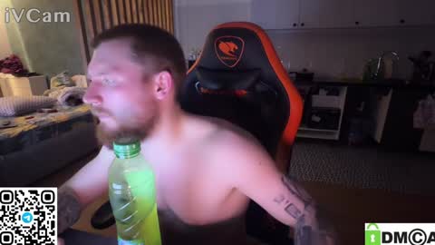 Arthur online show from December 3, 11:24 pm