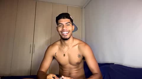 Manuel online show from December 8, 9:35 am