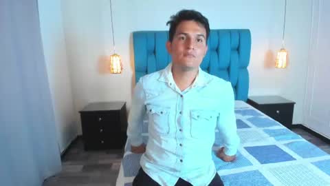 Manuel Firee online show from July 9, 8:34 pm