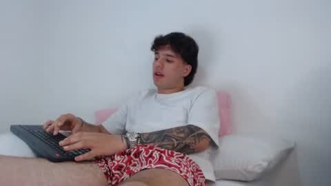 Manuel online show from July 26, 12:40 am