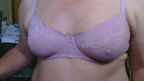 manwithboobs online show from May 24, 6:14 pm