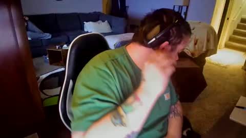 kyle online show from April 4, 3:47 am