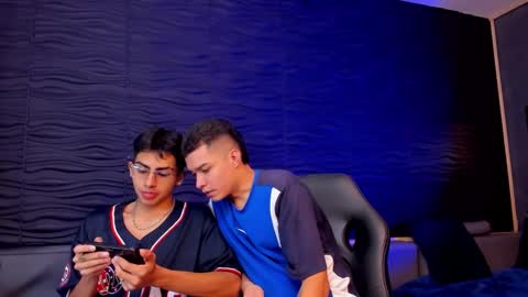 Marco and Ethan online show from January 17, 4:49 am