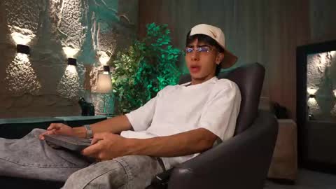 Marco and Ethan online show from May 27, 11:02 pm